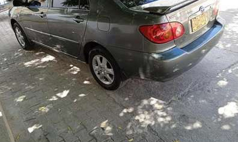 Vendo Toyota Corolla...