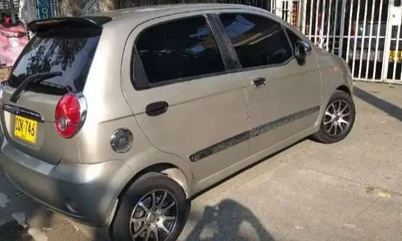 Chevrolet Spark M/20...