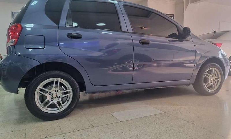 Chevrolet Aveo Sedan...