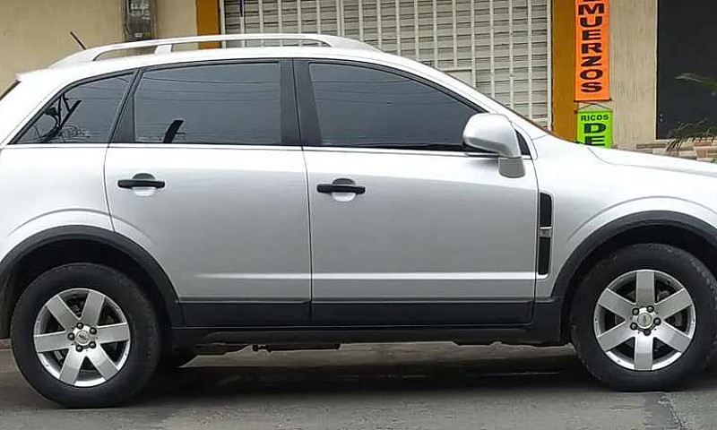 Vendo Vehículo Famil...