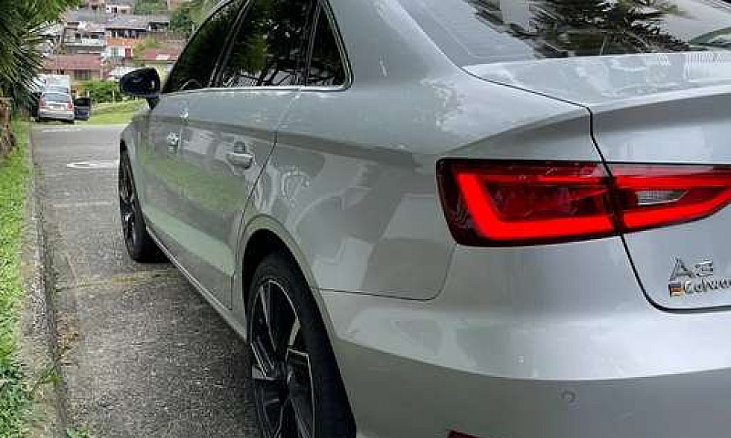 Audi A3 2015 1.8L Tu...