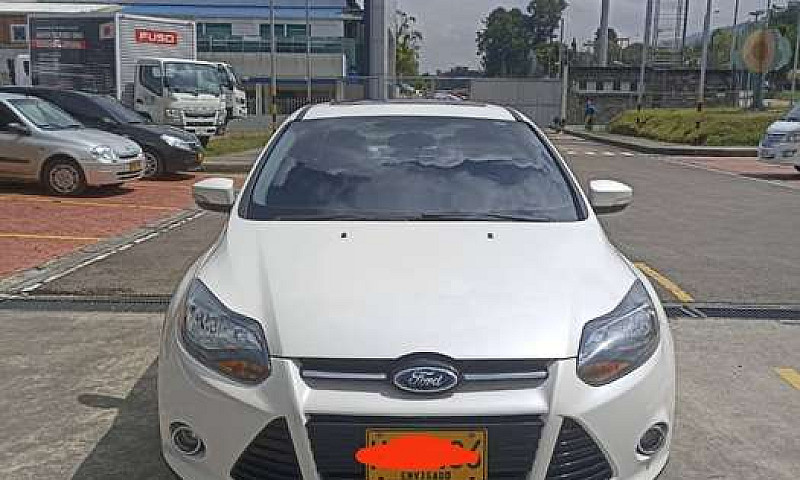 Ford Focus Titanium ...