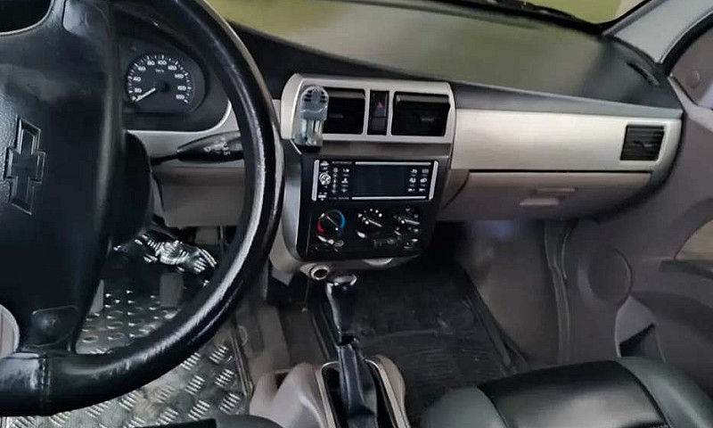 Se Vende Van N300 De...