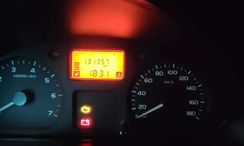 Se Vende Van N300 De...