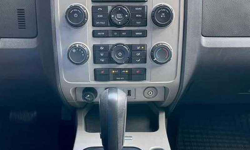 Ford Escape Xlt 4X4...