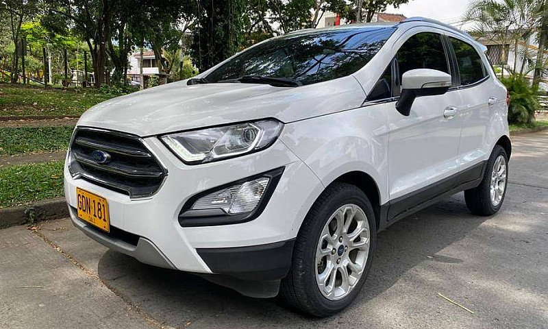 Ford Ecosport Titanu...
