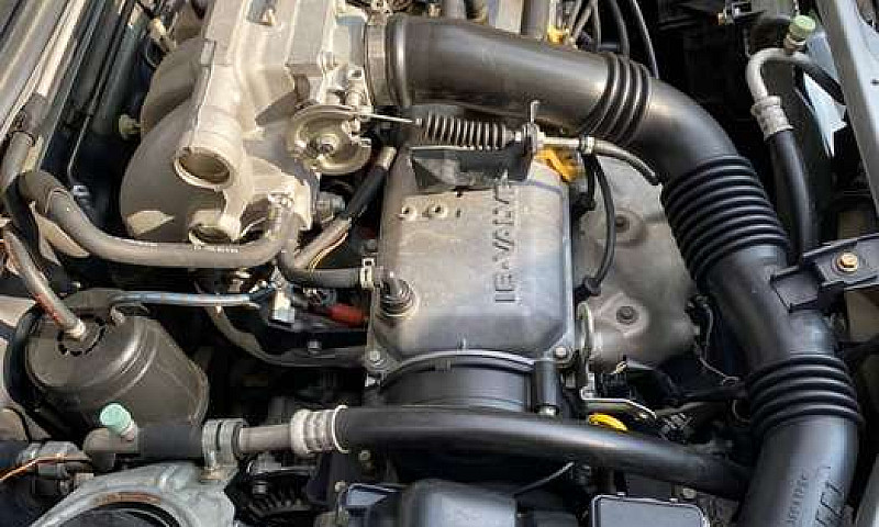 Se Vende Carro Mazda...