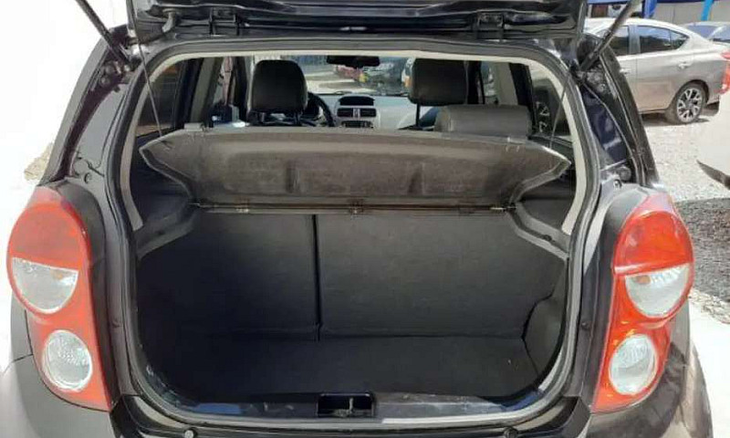 Vendo Chevrolet Spar...