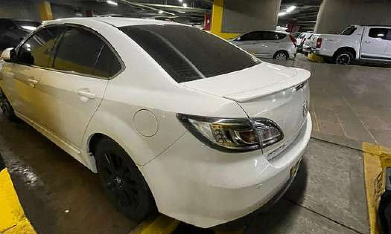 Mazda 6 2010...