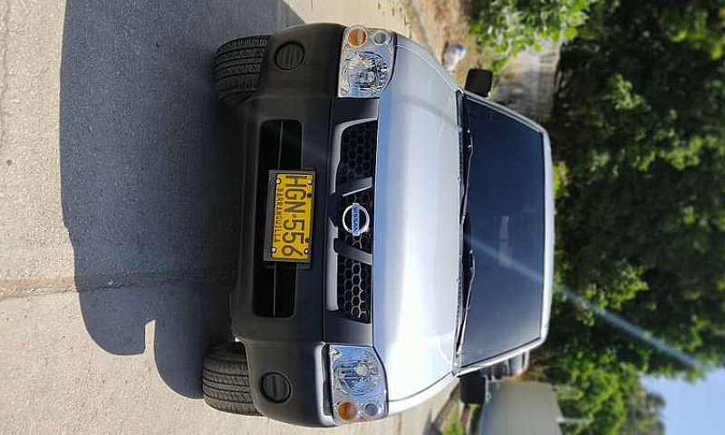 Nissan Frontier Np 3...