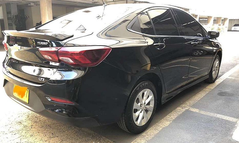 Vendo Onix Ltz Turbo...