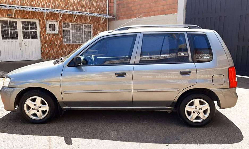 Mazda Demio 2007...