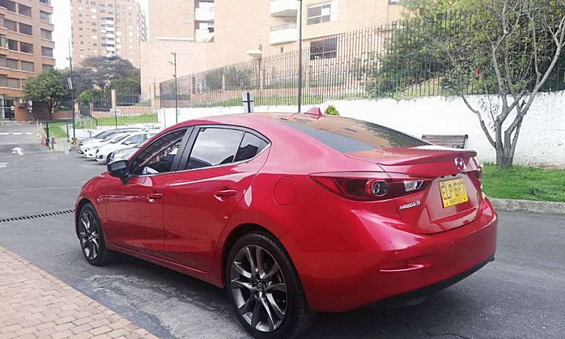 Mazda 3 Touring At...
