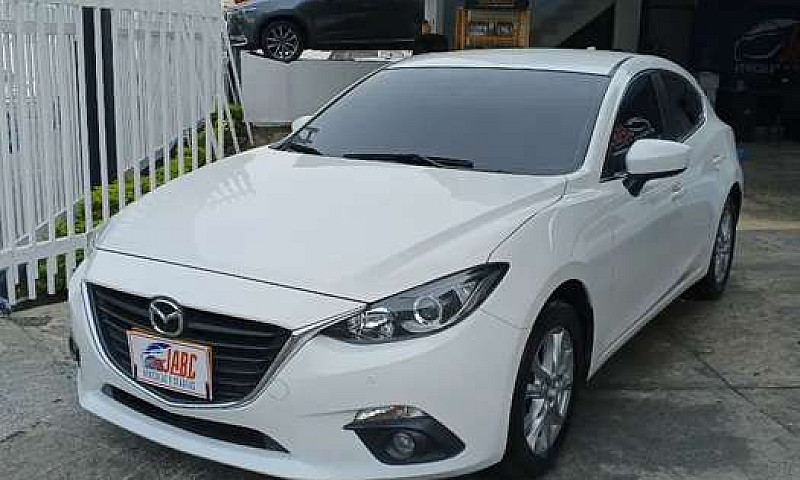 Mazda 3 Touring...