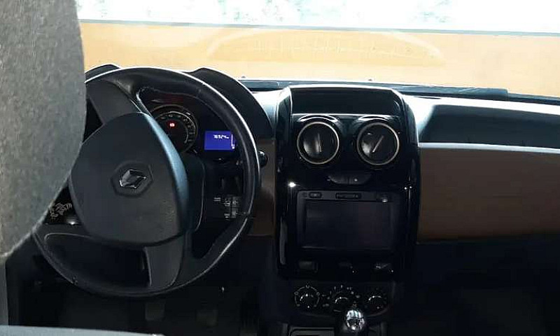 Renault Duster Dakar...