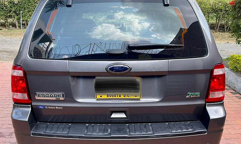 Ford Escape Xlt 4X4...