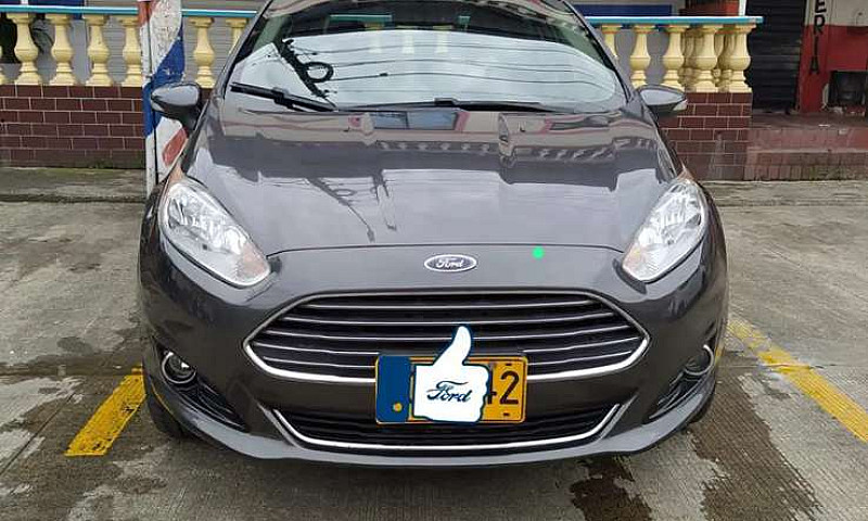Ford Fiesta Titanium...