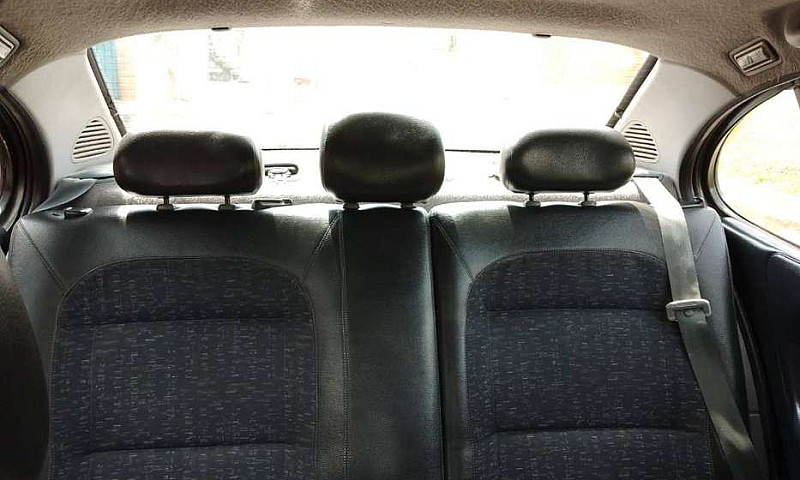 Vendo Renault Megane...