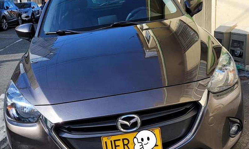 Mazda 2 Touring Nego...