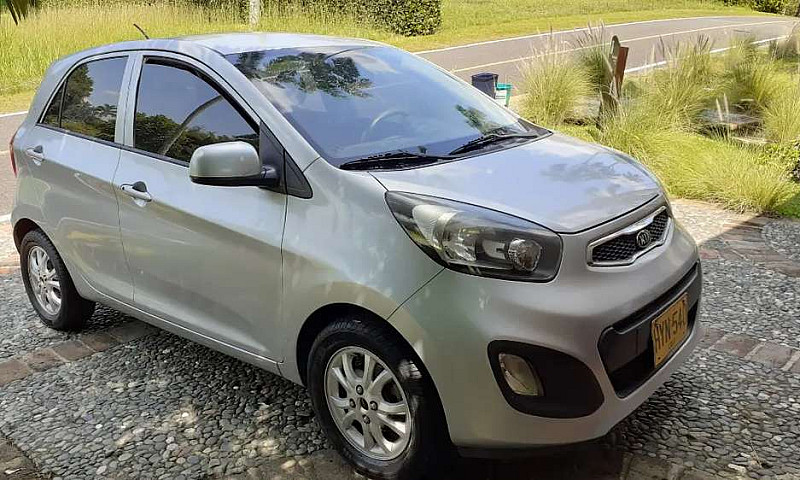 Vendo Kia Picanto Au...