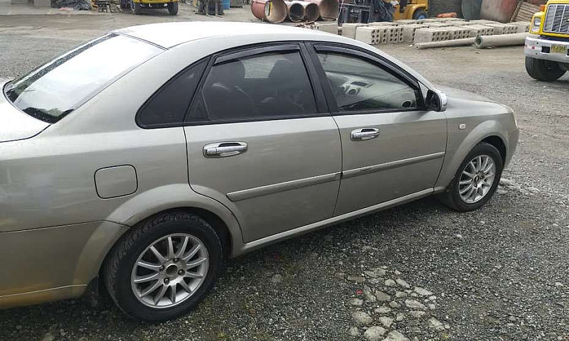Vendo Chevrolet Optr...