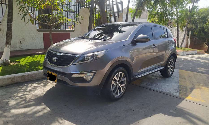 Vendo Kia Sportage R...