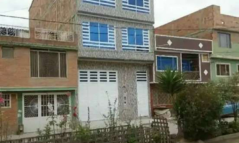 Venta. Edificio De 4...