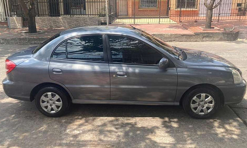 Se Vende Kia Rio Sty...