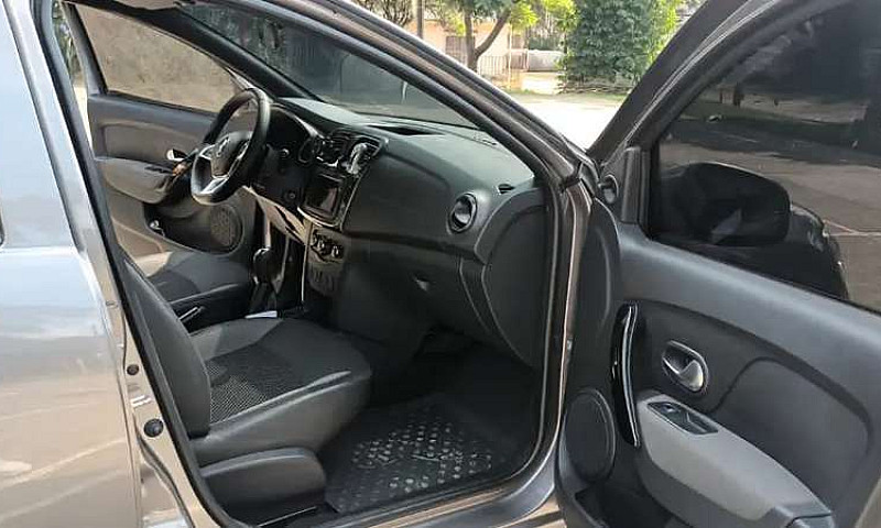 Se Vende Renault San...