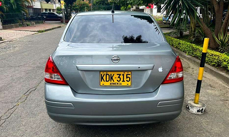 Nissan Tiida Premium...