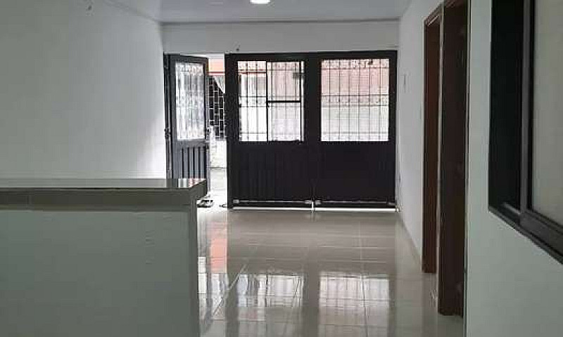 Vendo Casa Barrio  M...