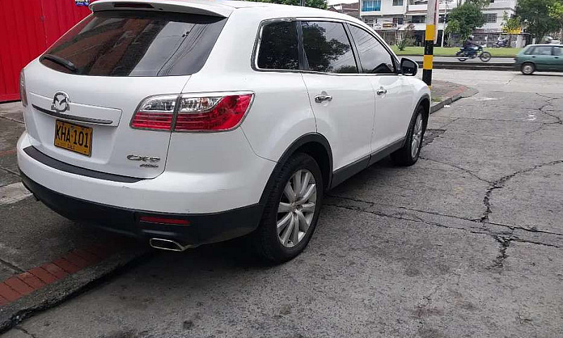 Mazda Cx9 2010...