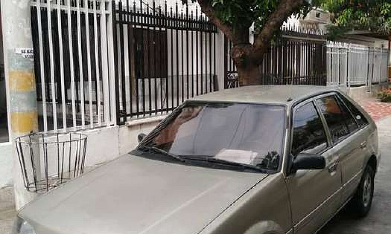 Vendo Vehiculo Mazda...