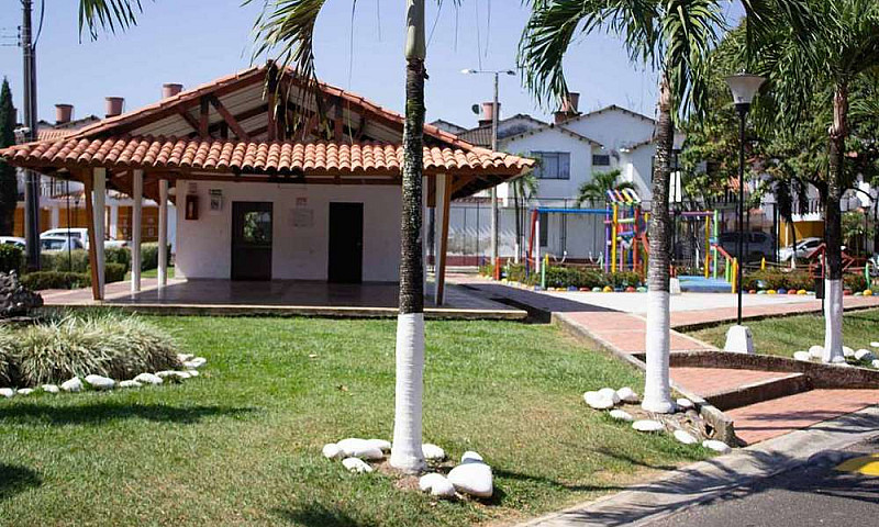 Hermosa Casa Ubicada...