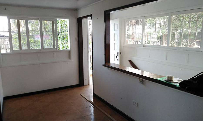 Casa Con Renta Villa...