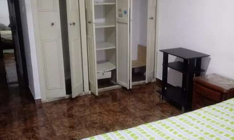 Cómoda Habitación En...