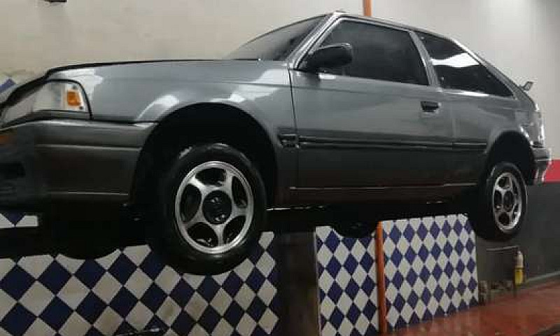 Mazda 323 Coupe 1992...