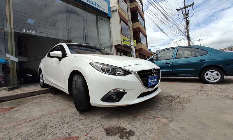 Mazda 3 Touring...