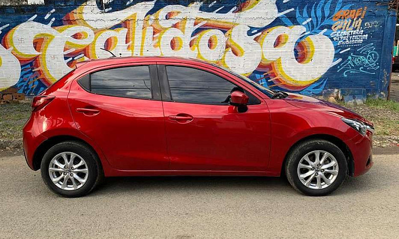 Mazda 2 Touring 2017...