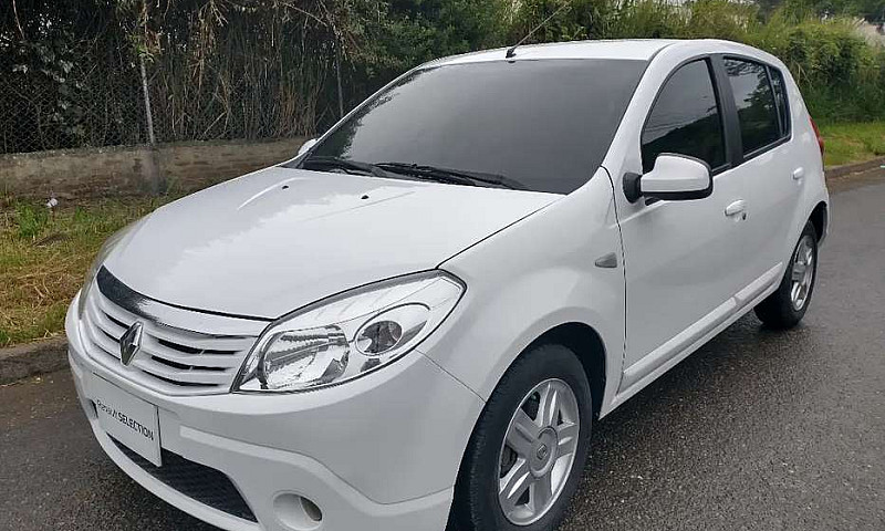 Renault Sandero Dyna...