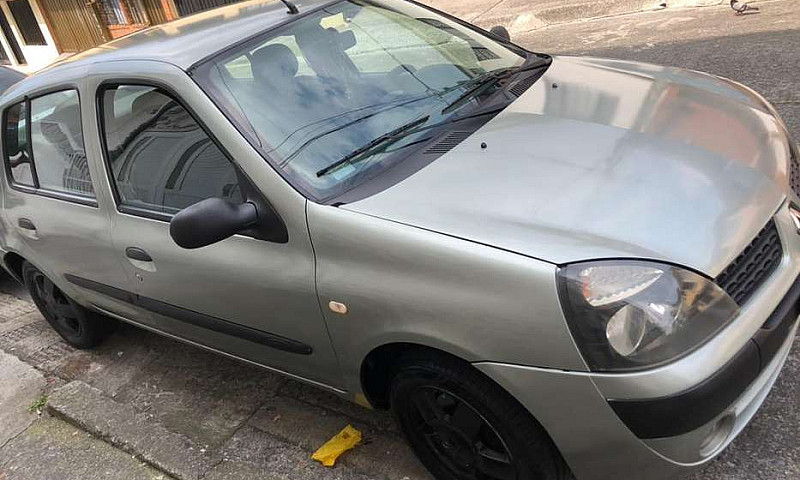 Vendo Symbol 2003...