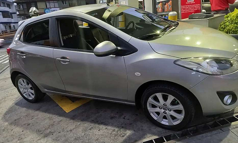 Mazda 2 En Perfectas...