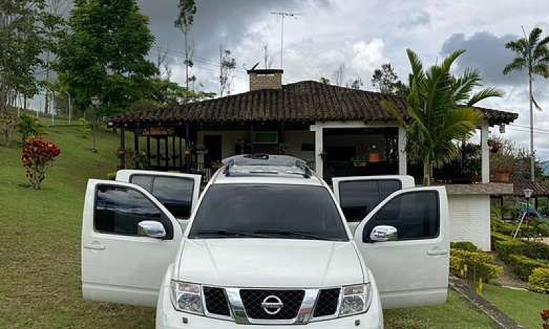Vendo Camioneta Fami...