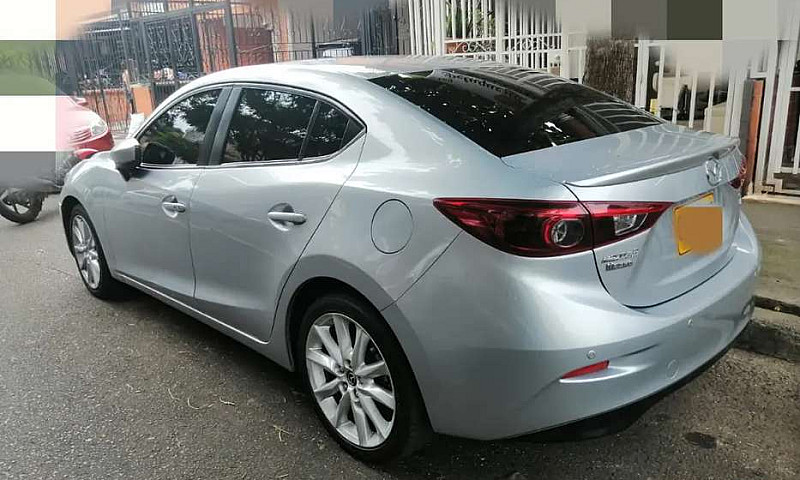 Mazda 3 2020...