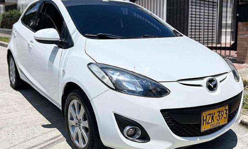 Mazda 2 Automatico 2...