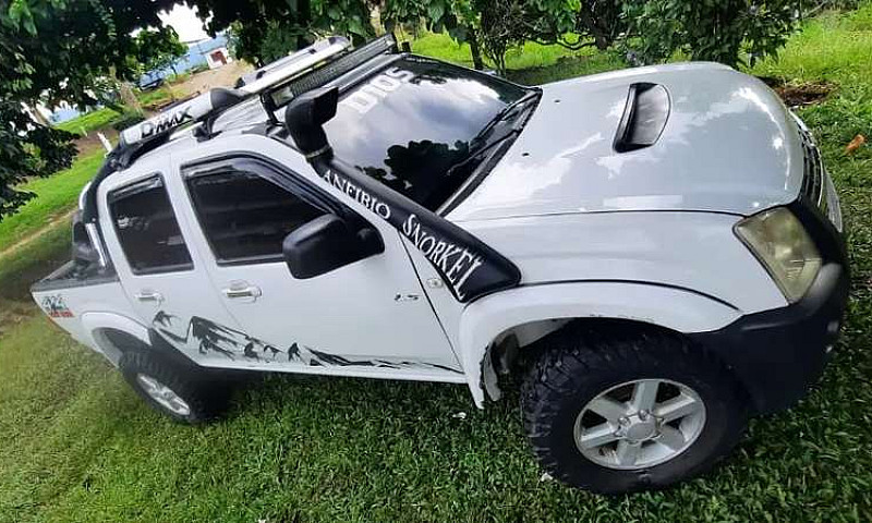 Hermosa Dmax Versión...