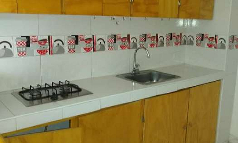 Excelente Apartaestu...