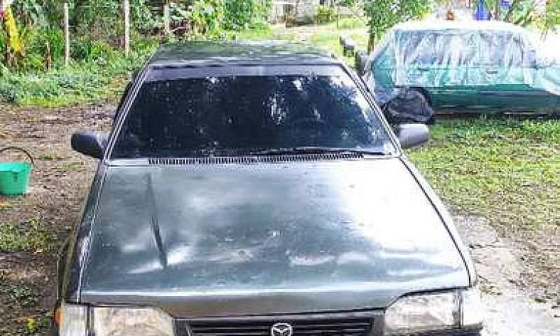 Mazda 323 2003...