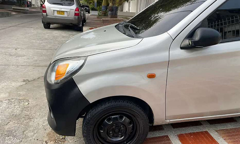 Vendo Suzuki Alto 20...