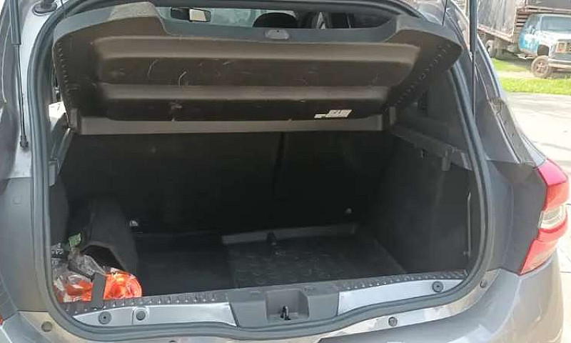 Se Vende Renault San...